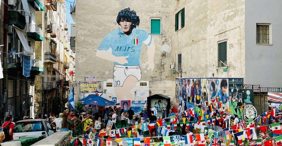 Street art tour of the Spanish Quarters & Maradona idol - From Via Toledo to Quartieri Spagnoli: How the Walk Sets the Mood