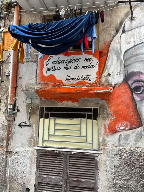 Street art tour of the Spanish Quarters & Maradona idol - Cyop&Kaf and Icon Mural Power: Learning to Look Up