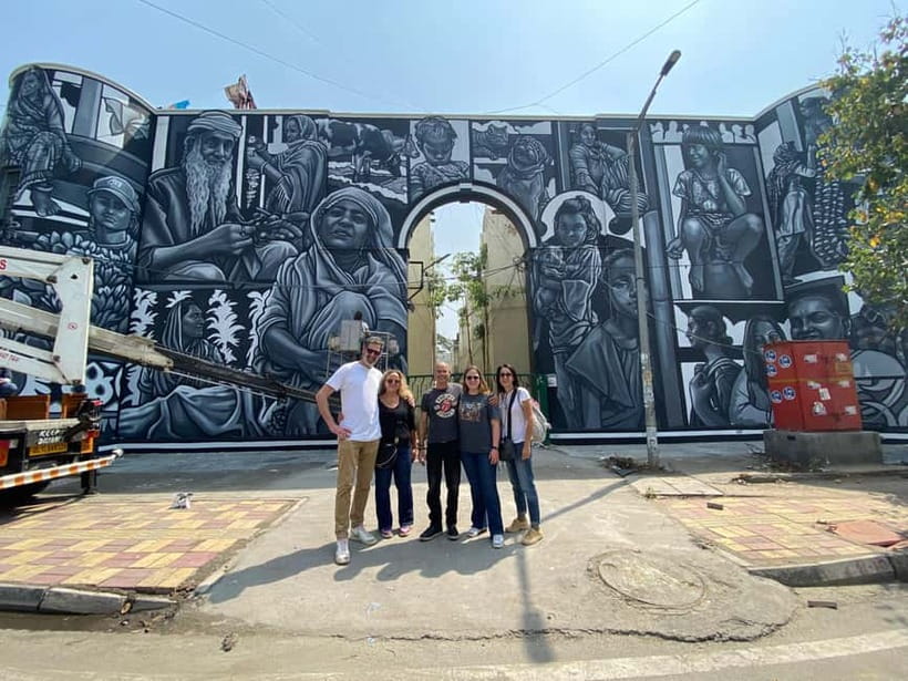 Street Art Walk with Chai & Snack - Starting at Gupt Dwar: your shortcut into Lodhi’s art world