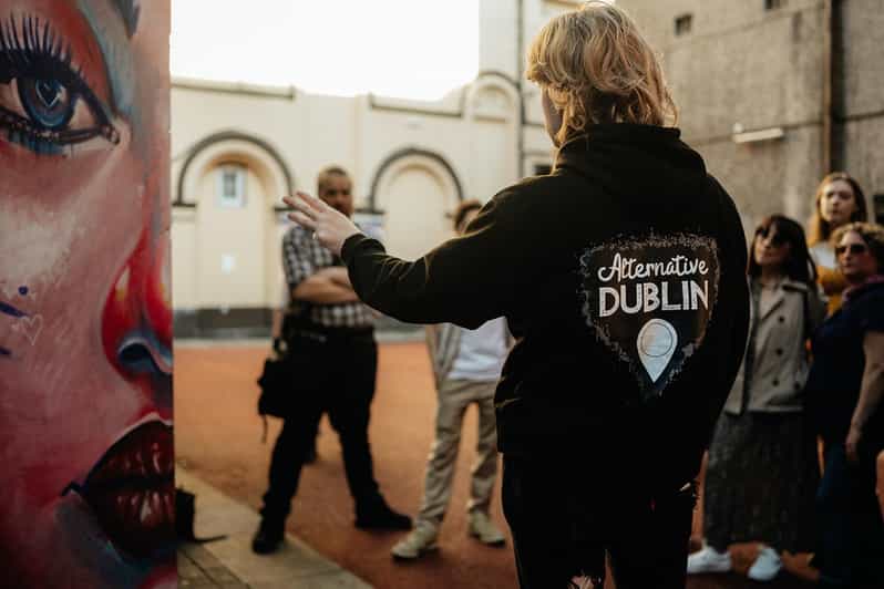 Street Art Walking Tour - Temple Bar, but make it street-art first