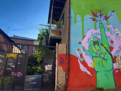 Tbilisi: 100+ Graffiti & Murals, Street Art Guided Tour - Pickup, timing, and why the pace feels manageable