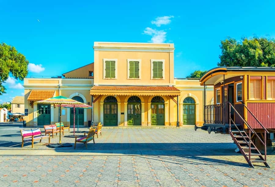 Tel Aviv: Florentin Saturday Walking Tour - Who should book this Saturday walking tour?