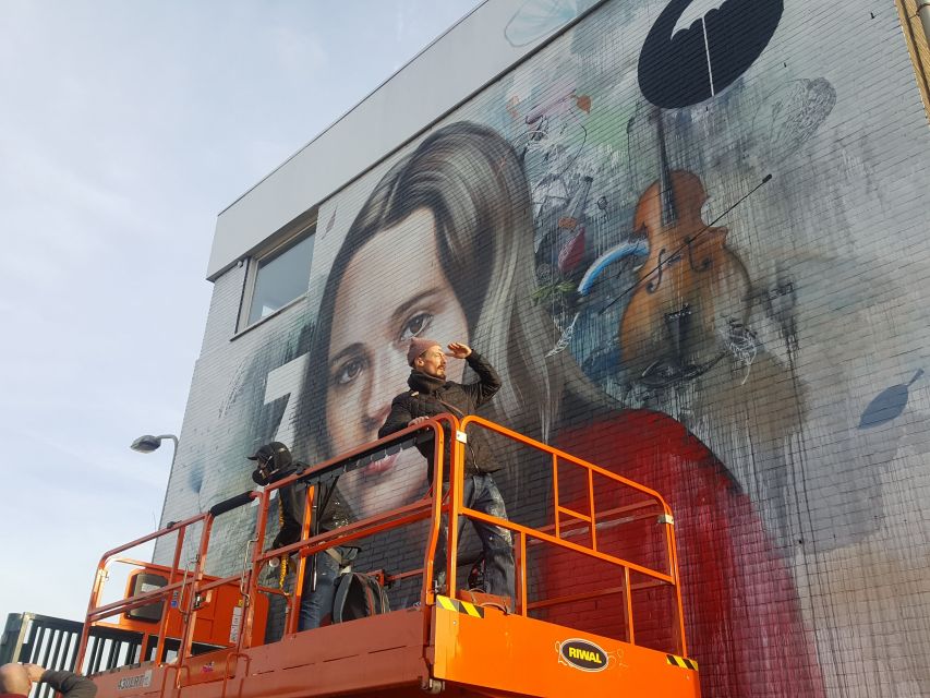 The Hague: Street Art Tour by Bike - Pace, weather, and what to wear for a bike tour