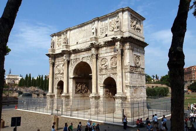 The Ultimate Golf Cart Tour Adventure - Piazza Venezia: the crossroads that ties the route together