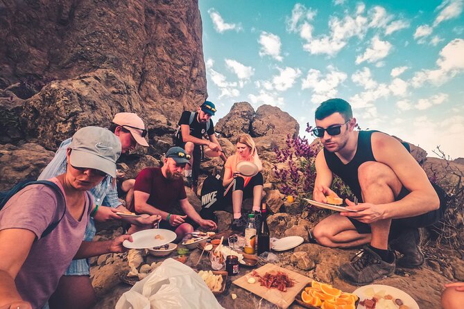 The Volcano Heart Tour: Hiking, Tasting and Sunset Experience - Pico de Las Nieves sunset: aiming above the clouds