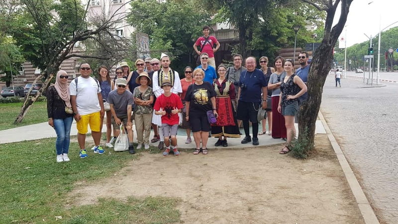 Tirana: Street Art & Modern Architecture Walking Tour - Getting your bearings: why street art and new buildings work together