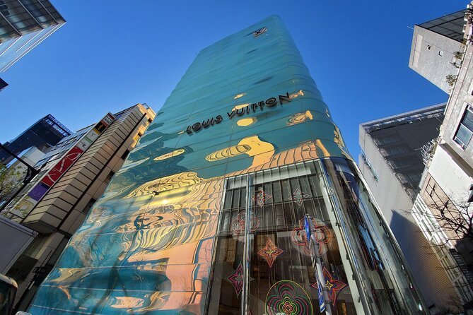 Tokyo Architecture and Contemporary Art Walking Tour with a local guide - Shibuya Crossing: the busiest intersection you’ll experience with intent
