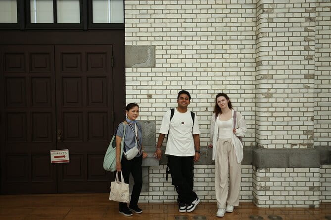 Tokyo ART Walking: National Museum and Yanaka ART Area - Coffee or tea stops that keep the art walking tour human