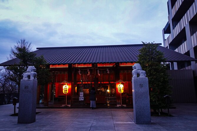 Tokyo Private Art Tour in Kagurazaka Shinjuku with Licensed Guide - Stop 4: Kagurazaka—Edo mood meets a Paris-style vibe