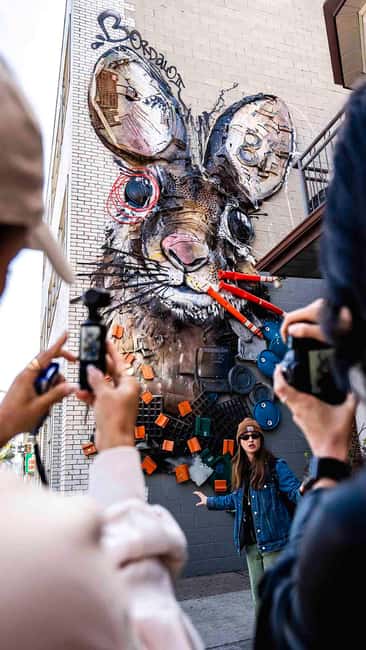 Toronto: Must Do NonTouristy Street Art Tour by local Artist - Meet at Loveless Café & Bar: the easiest start point in the plan