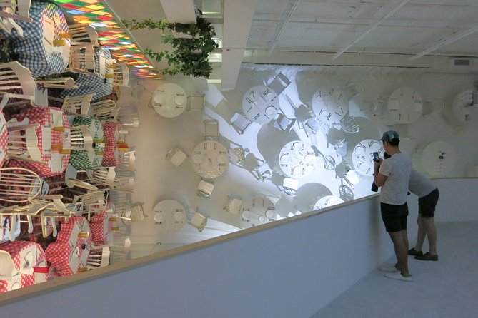 Tribeca Contemporary Art Tour with NYC Art Critic - Merrily’s Critic-Led Lens (What Makes the Tour Different)