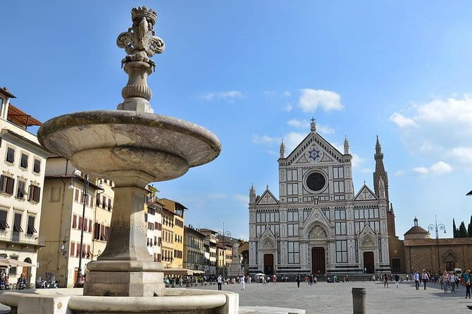 Uffizi Gallery: Entry tickets + audio guide - What to bring: ID match and digital tickets