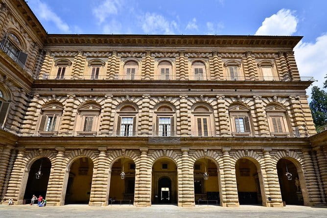 Uffizi Gallery: Entry tickets + audio guide - Inside the Uffizi: how to use the audio guide so it pays off