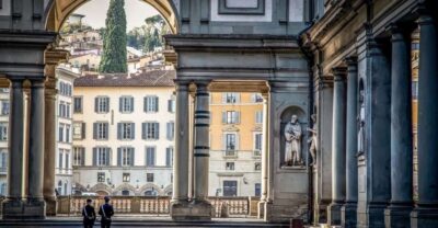Uffizi Gallery: Guided Tour with Skip-the-Line Entry - Entering a 16th-Century Medici World: Why the Palace Matters
