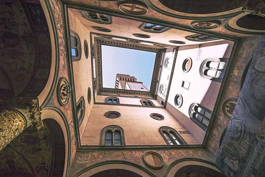 Uffizi Gallery: Guided Tour with Skip-the-Line Entry - Michelangelo, Leonardo da Vinci, and Caravaggio: Seeing More Than Famous Names
