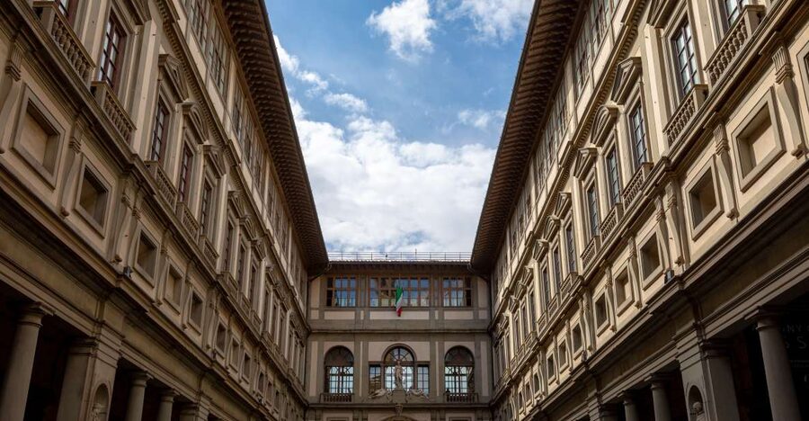 Uffizi Gallery & Hop-on Hop-off Bus Tour - What the Uffizi Feels Like Up Close (Medici Offices to Masterpieces)