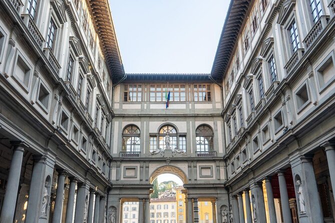 Uffizi Gallery: Small Group Tour - Key Things You’ll Notice Right Away
