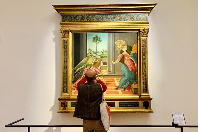 Uffizi Gallery Tour- Renaissance Masterpieces & Expert Guide - Where you meet and what to bring for a smooth entry