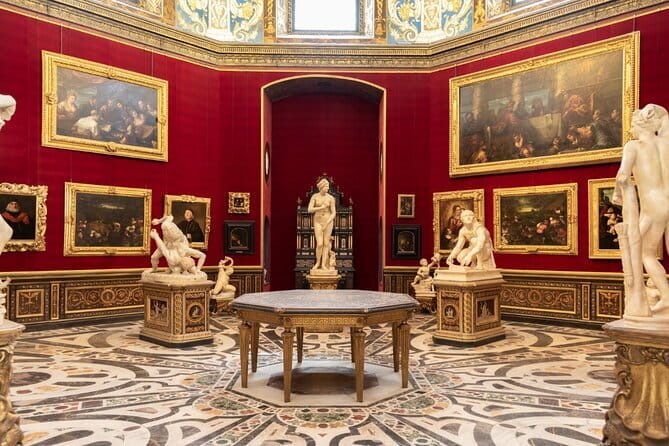 Uffizi Gallery Tour- Renaissance Masterpieces & Expert Guide - Your guide matters: from Rachael’s class-style to Guido’s efficiency