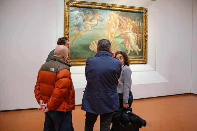Uffizi Gallery Tour with Botticelli & Michelangelo - Why the Uffizi needs a timed plan