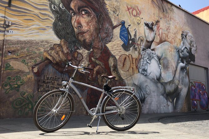 Valencia Street Art | Private Tour by Bike or Electric Ride - The Cathedral Stop: Using a Big Landmark to Understand the City