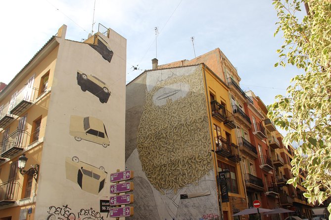 Valencia Street Art | Private Tour by Bike or Electric Ride - Getting Rolling at Carrer de l’Herba (and Why the Start Matters)