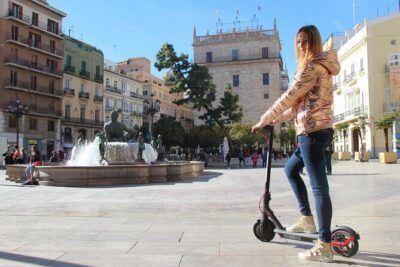 Valencia Street Art | Small Group Guided Tour by Bike - Turia Garden Cruising and Photo-Stop Freedom