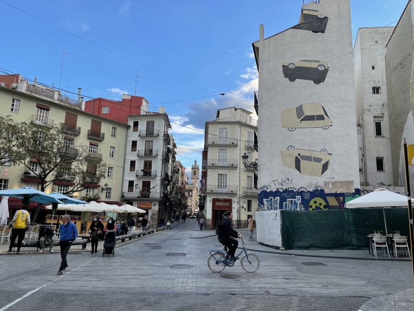 Valencia: Street Art Tour on Bicycle, E-Bike or E-Step - Photo Stops That Don’t Feel Like a Rush