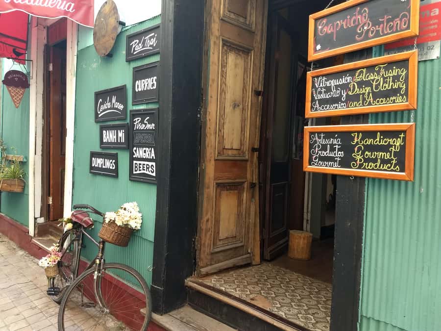 Valparaiso: Street Art, Funiculars and Port City Tour - Paseo Atkinson: British Charm Meets German and Lutheran Threads