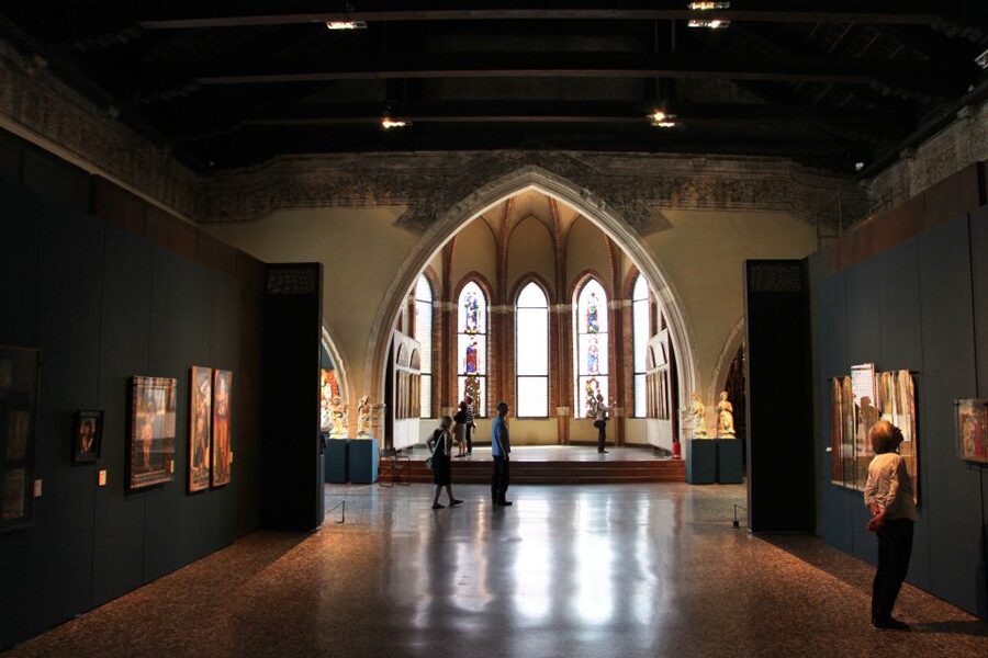 Venice: Private Accademia Gallery and Dorsoduro Guided Tour - Why the Gallerie dell’Accademia works so well in Venice
