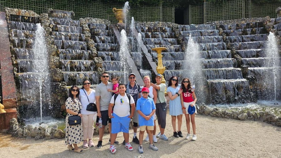 Versailles: Gardens Golf Cart Tour, Row Boat, and Champagne - Key things to love about this Versailles day