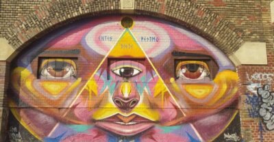 Vienna: 2-Hour Street Art Tour - Meeting at Spittelau: easy start, one small moving target
