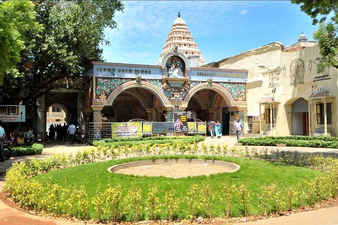 Visit Brihadeeswara Temple, Saraswati Library, Palace And Gallery In Thanjavur - Thanjavur’s Chola core: why this itinerary works