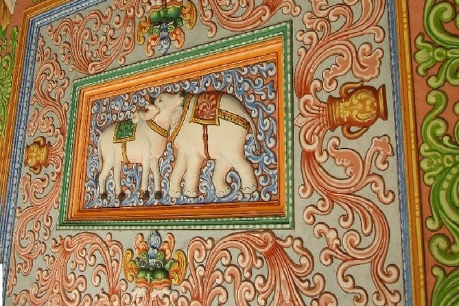 Visit Brihadeeswara Temple, Saraswati Library, Palace And Gallery In Thanjavur - Serfoji Sarasvati Mahal Library: rare manuscripts, maps, and the weight of time
