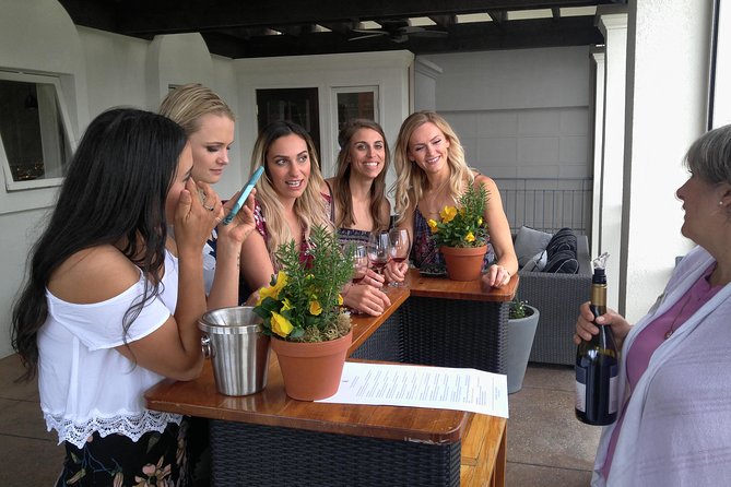West Kelowna Gallery Of Grapes Wine Tour - West Kelowna Wine Country, with the heavy lifting done for you